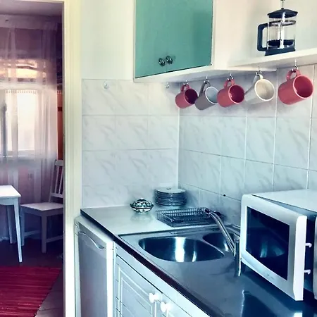 Cozy Roosi Guest Apartment 3, Free Parking Apartmán