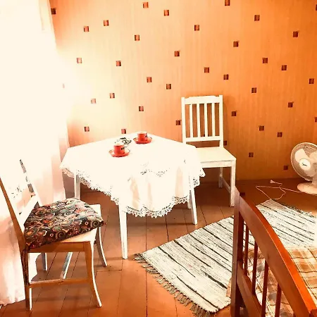 Cozy Roosi Guest Apartment 3, Free Parking Apartmán Pärnu