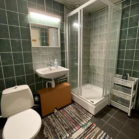 Cozy Roosi Guest Apartment 3, Free Parking